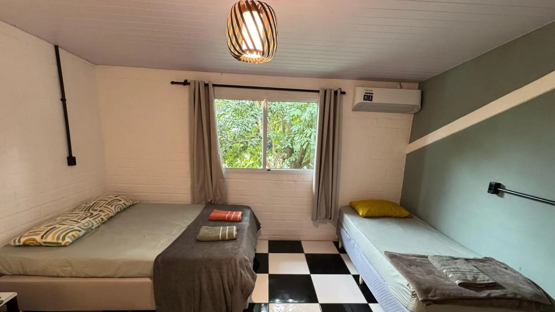 Quarto em Acomodações Particulares Breeze Floripa - Campeche Apartamento Florianópolis